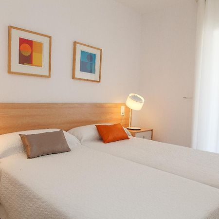 Uhc Ventura Park Apartments ซาลอว์ ห้อง รูปภาพ
