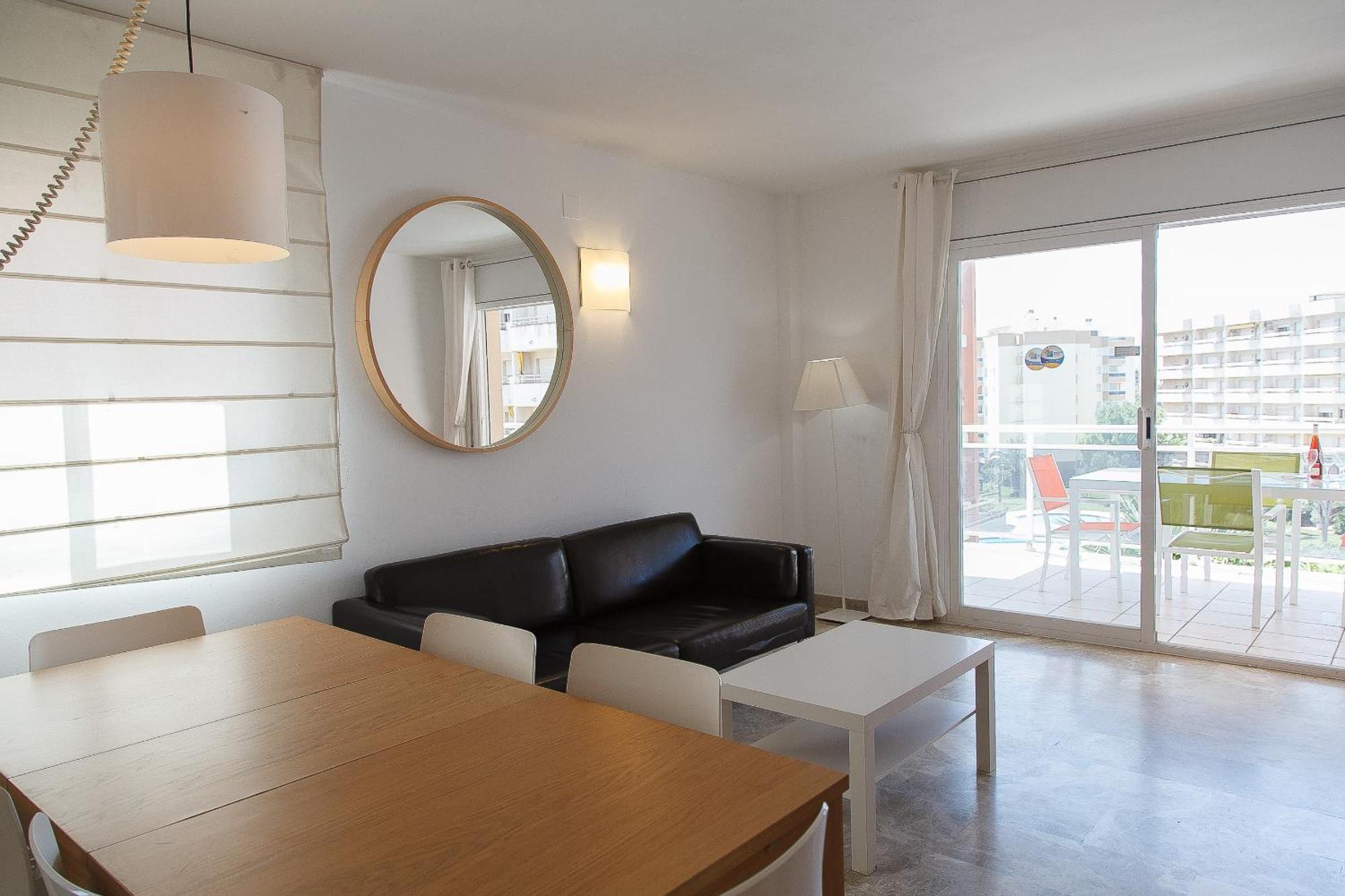 Uhc Ventura Park Apartments ซาลอว์ ห้อง รูปภาพ