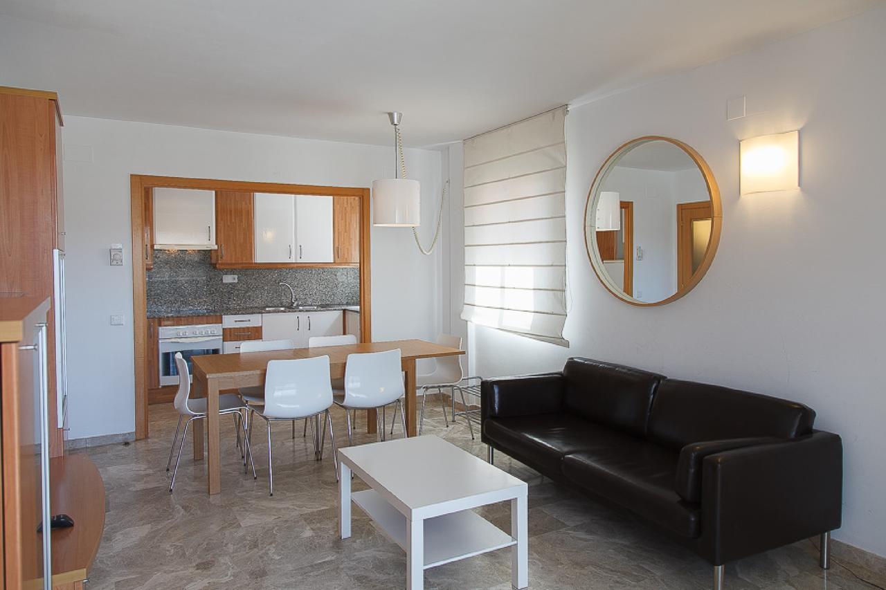 Uhc Ventura Park Apartments ซาลอว์ ภายนอก รูปภาพ